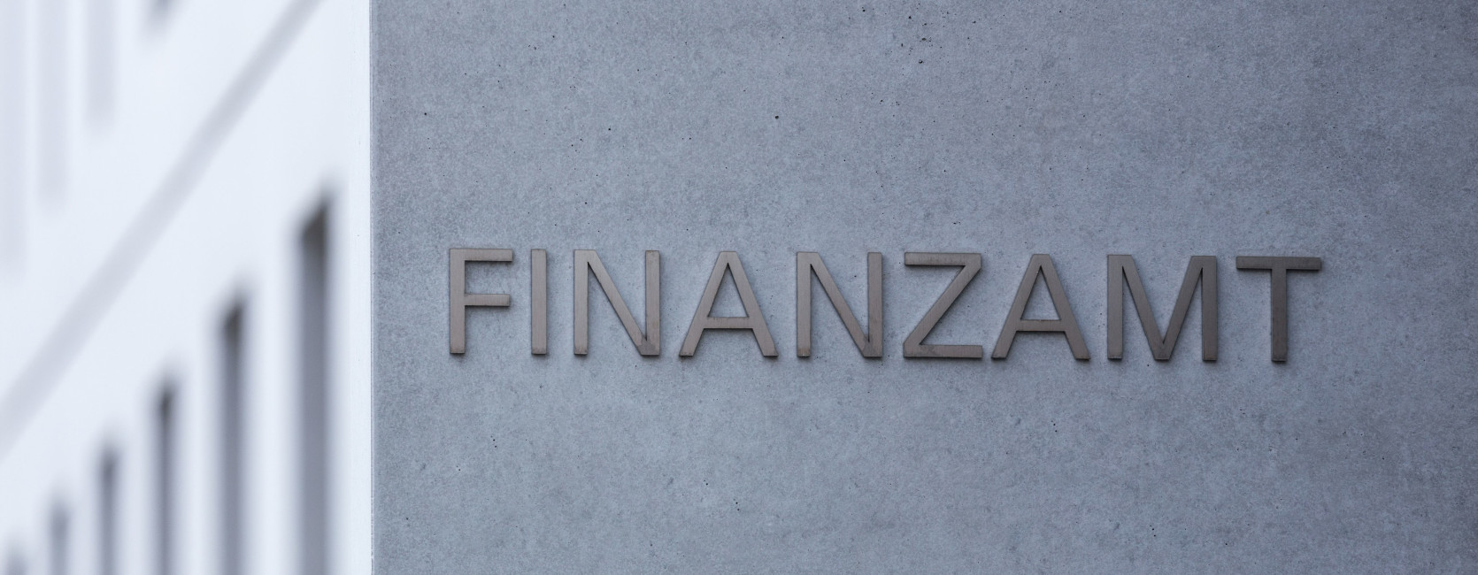 Schriftzug Finanzamt
